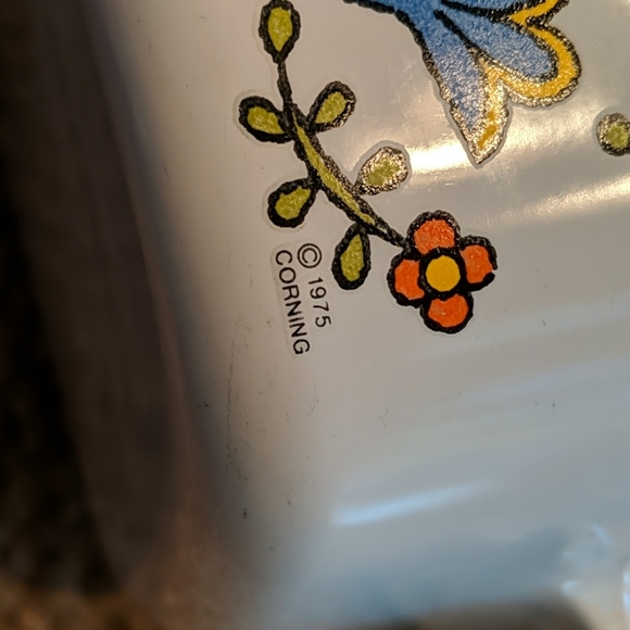 Corning ware Bluebird friendship casseroles - Picture 4 of 5